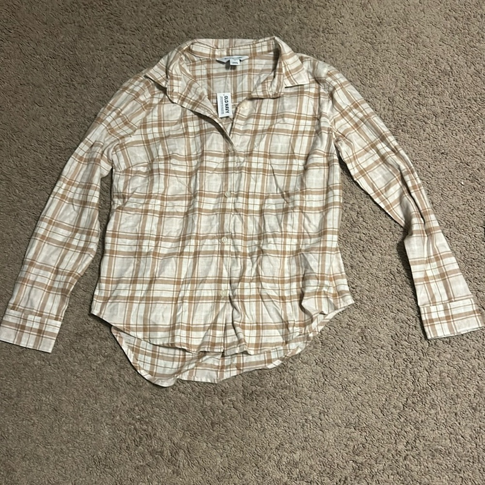 Brown plaid collared long sleeve button up from old navy